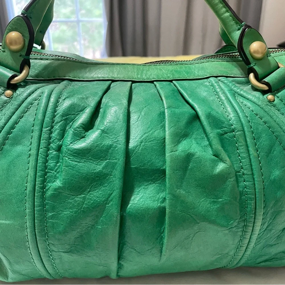 💚JUICY COUTURE💚 Vintage Vibrant Green Shoulder Bag - Picture 1 of 16